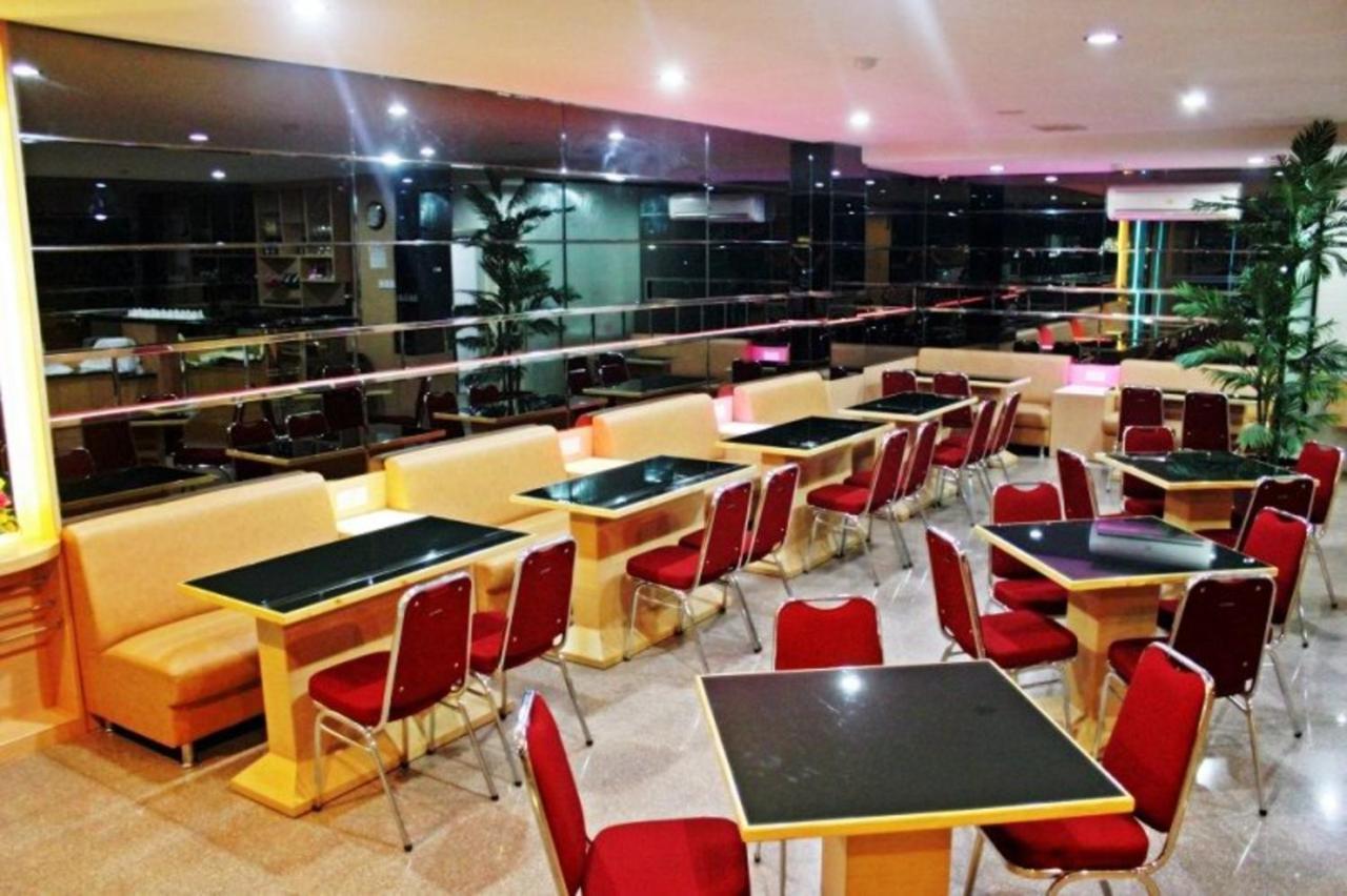 Lovina Inn Penuin Hotel Nagoya Extérieur photo