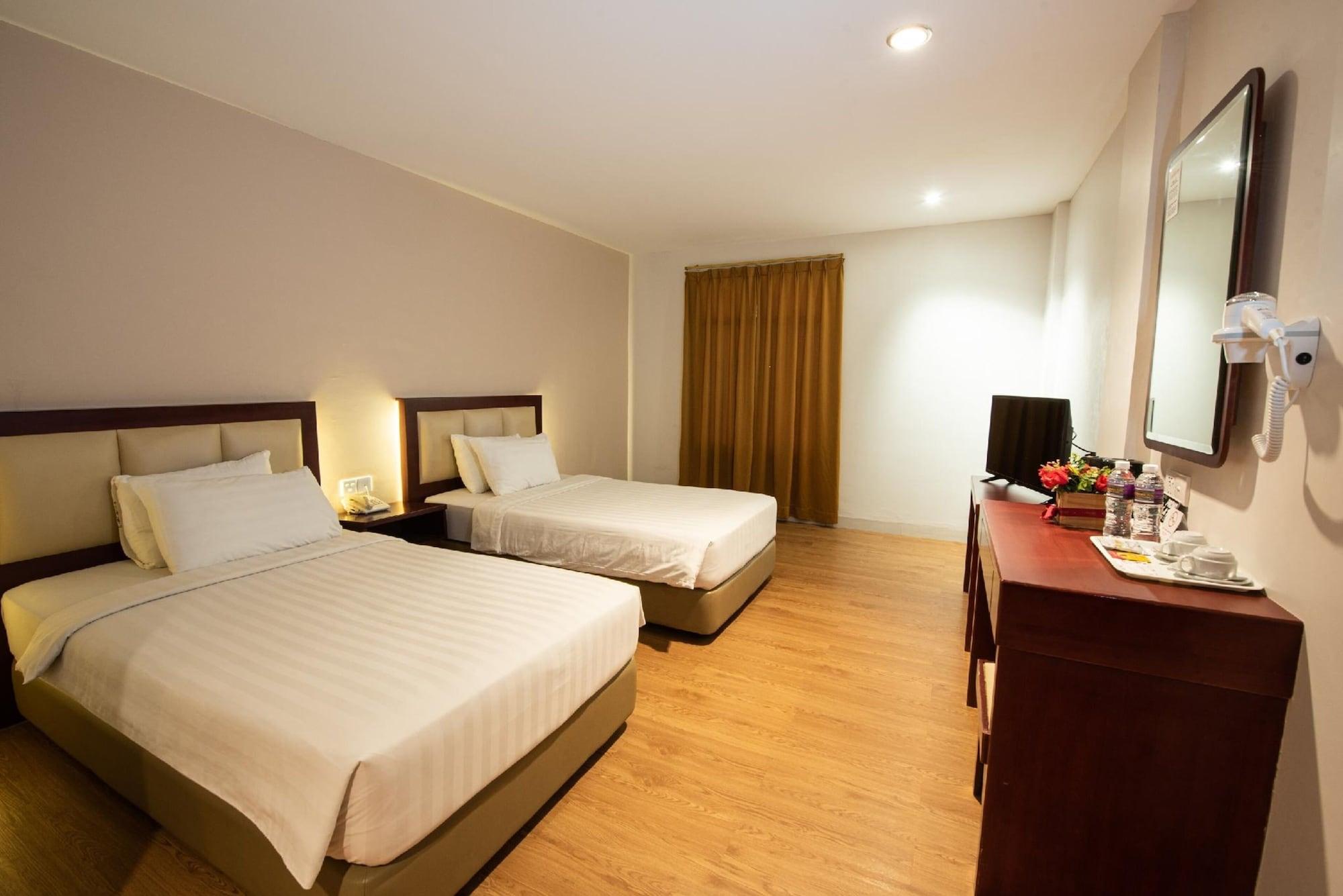 Lovina Inn Penuin Hotel Nagoya Extérieur photo