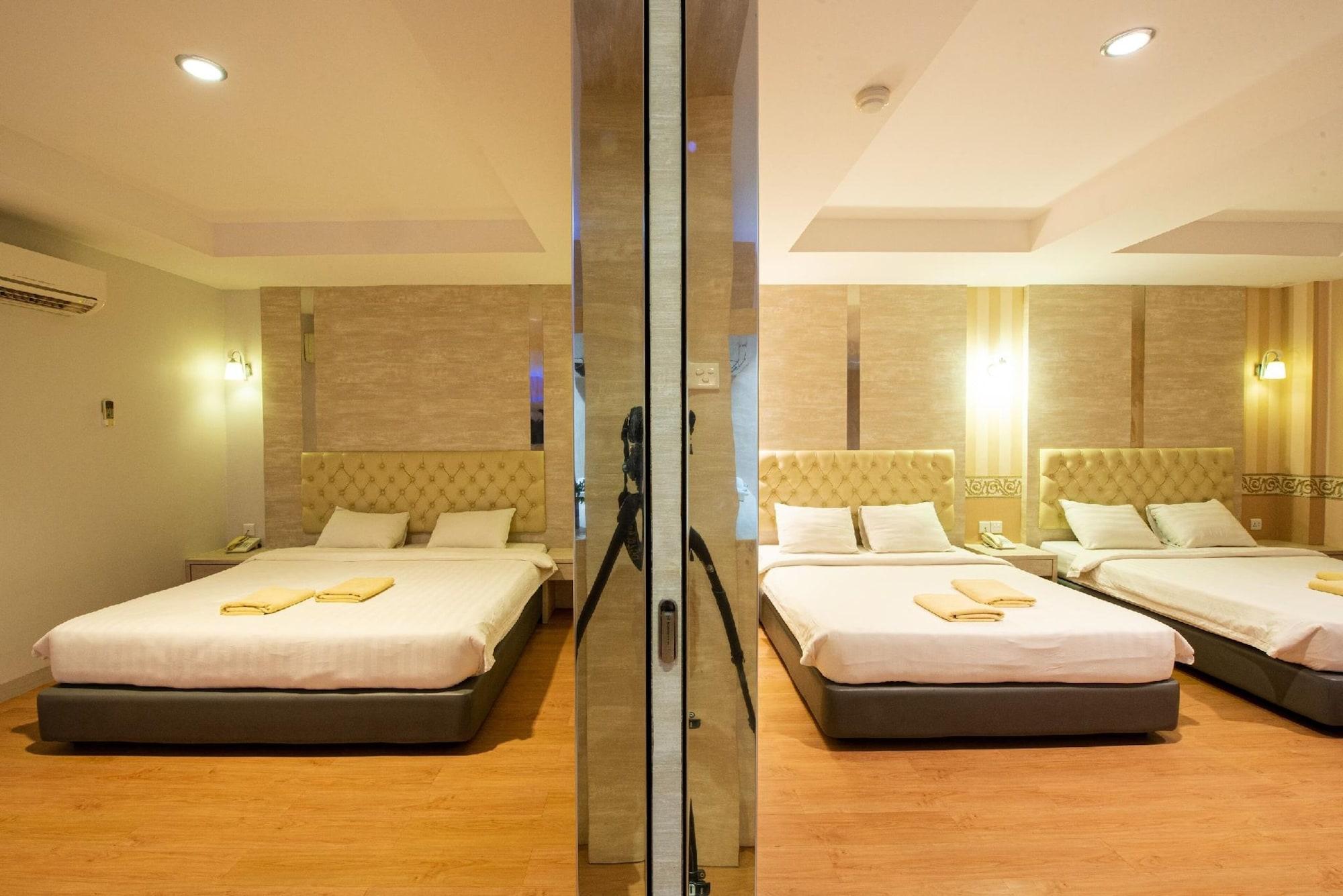 Lovina Inn Penuin Hotel Nagoya Extérieur photo