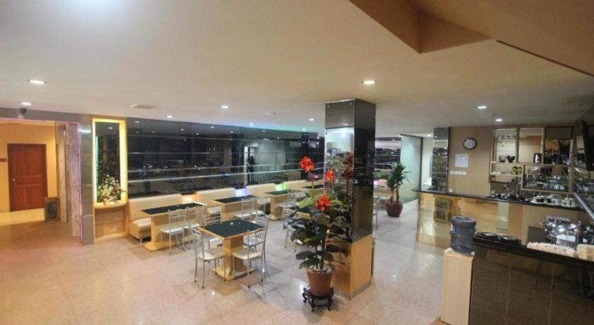 Lovina Inn Penuin Hotel Nagoya Extérieur photo